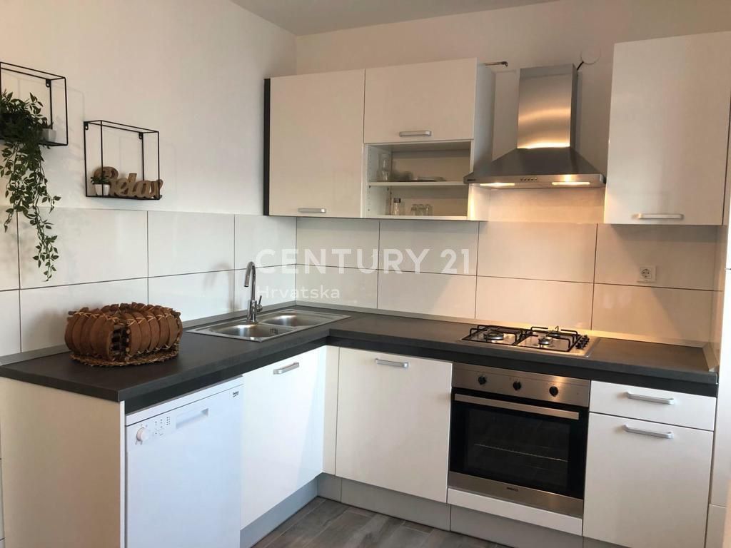 Haus zum Kauf 465.000 € 6 Zimmer 200 m²<br/>Wohnfläche 300 m²<br/>Grundstück Stanici 21310