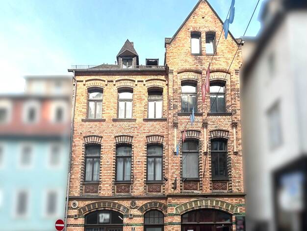 Mehrfamilienhaus zum Kauf als Kapitalanlage geeignet 1.950.000 € 26 Zimmer 634 m² 207 m² Grundstück Marburg Marburg 35037
