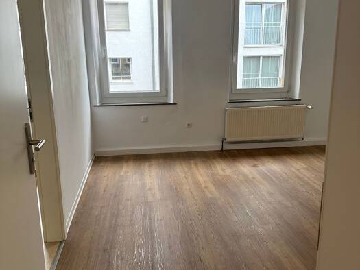 Wohnung zur Miete 620 € 2 Zimmer 49 m² Geschoss EG/1 frei ab sofort Lobitzstraße 10 Innenstadt Fürth 90762
