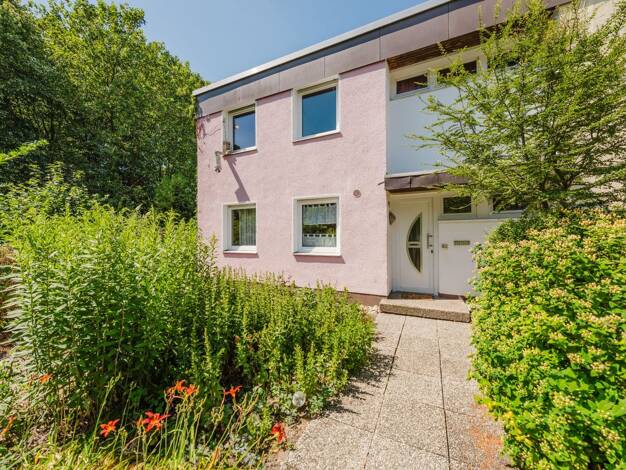 Reihenendhaus zum Kauf 379.000 € 7 Zimmer 180,7 m² 713 m² Grundstück Scharnhorst Dortmund 44328