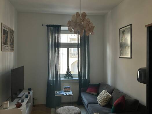 Wohnung zur Miete 1.180 € 2 Zimmer 48 m² Geschoss 2/4 frei ab 01.12.2026 Maxvorstadt München 80798