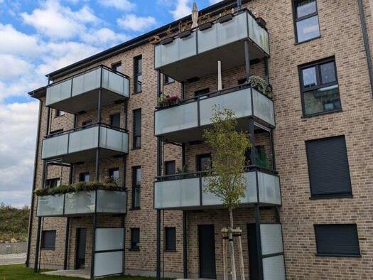 Wohnung zur Miete 980 € 3 Zimmer 86,5 m² Waren 17192