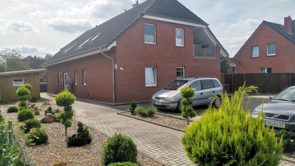Mehrfamilienhaus zum Kauf provisionsfrei 625.000 € 11 Zimmer 262 m² 947 m² Grundstück Holtorf Nienburg (Weser) 31582