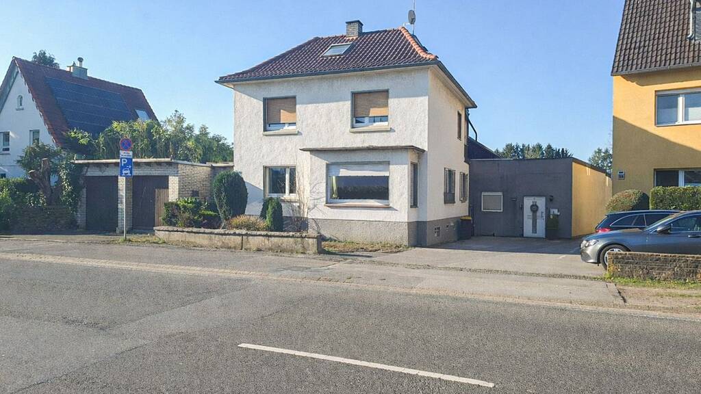 Mehrfamilienhaus zum Kauf als Kapitalanlage geeignet 620.000 € 11 Zimmer 277 m² 735 m² Grundstück Haan 42781