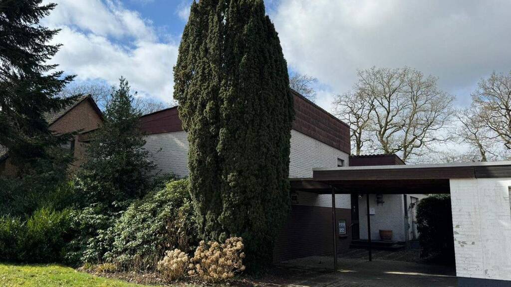 Einfamilienhaus zum Kauf 225.000 € 4 Zimmer 135 m² 877 m² Grundstück Collinghorst Rhauderfehn 26817