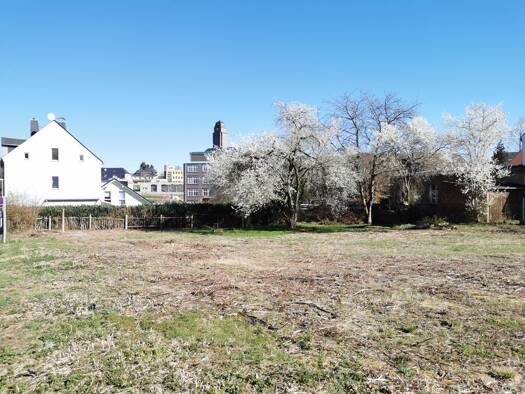 Grundstück zum Kauf 200.000 € 1.674 m² Grundstück Limbach-Oberfrohna 09212