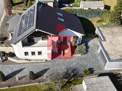 Einfamilienhaus zum Kauf 567.000 € 9 Zimmer 322 m² 1.060 m² Grundstück frei ab sofort Großenstein Großenstein 07580