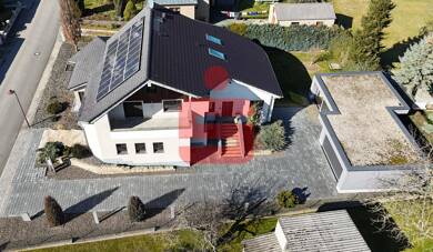 Einfamilienhaus zum Kauf 567.000 € 9 Zimmer 322 m² 1.060 m² Grundstück frei ab sofort Großenstein Großenstein 07580