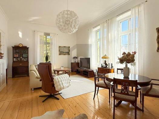 Wohnung zum Kauf 325.000 € 4 Zimmer 142 m² 2. Geschoss Bückeburg 31675