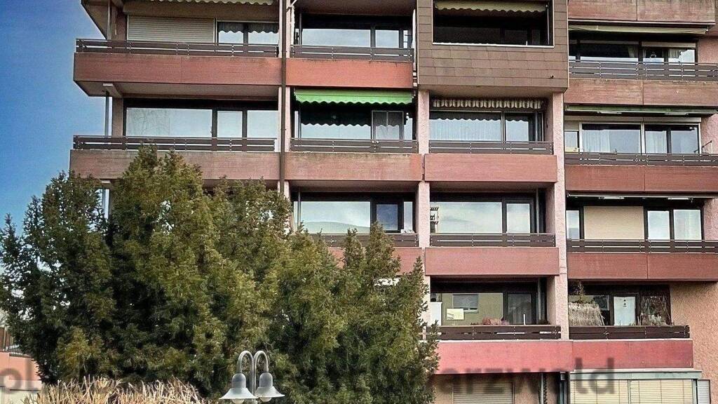 Wohnung zum Kauf 128.000 € 2 Zimmer 63 m² frei ab sofort Altensteig 72213