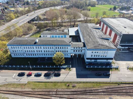 Halle/Industriefläche zum Kauf 1.950.000 € 6.600 m² Lagerfläche Baustr. 3 Görries Schwerin 19061