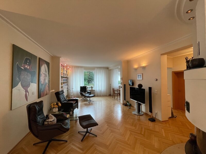 Einfamilienhaus zum Kauf 1.425.000 € 7 Zimmer 346,9 m²<br/>Wohnfläche 721 m²<br/>Grundstück Rüttenscheid Essen 45131