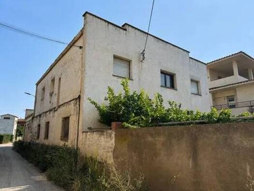 Chalet zum Kauf 315.000 € 8 Zimmer 235 m² Calle De Girona Verges 17142