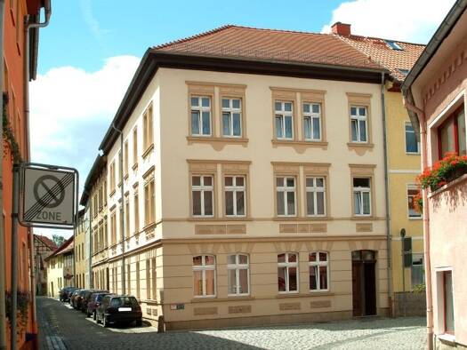 Wohnung zur Miete 320 € 2 Zimmer 52,6 m² frei ab 01.12.2026 Schloßgasse 9 Neustadt Neustadt an der Orla 07806