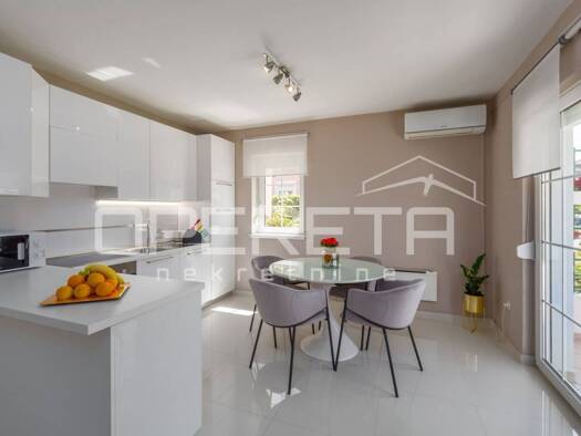 Wohnung zum Kauf 329.000 € 3 Zimmer 66 m² EG Funtana 52452