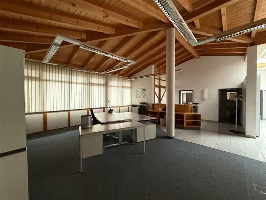 Büro-/Praxisfläche zum Kauf 733 m² Bürofläche Frohnlach Ebersdorf b. Coburg 96237
