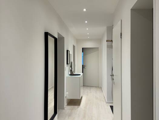Wohnung zur Miete 1.200 € 3 Zimmer 83 m² Geschoss 1/1 Schwaikheim 71409