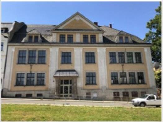 Mehrfamilienhaus zum Kauf als Kapitalanlage geeignet 235.000 € 15 Zimmer 980 m² 1.080 m² Grundstück Ferdinand-Lassalle-Straße 29 Falkenstein Falkenstein 08223
