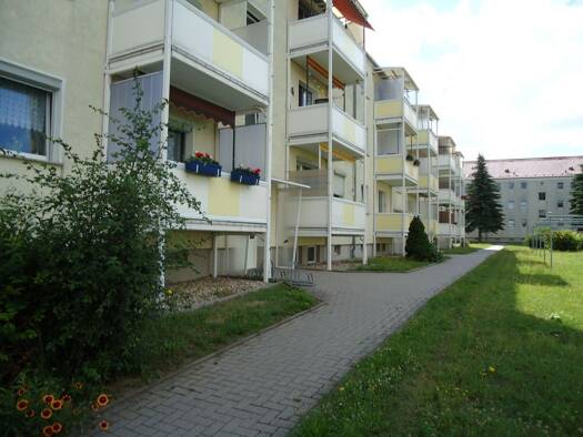 Wohnung zur Miete 351 € 3 Zimmer 60 m² 3. Geschoss frei ab sofort Calbe Calbe (Saale) 39240