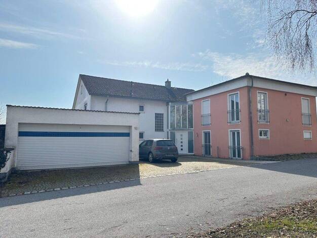 Einfamilienhaus zum Kauf 525.000 € 9 Zimmer 255 m² 1.000 m² Grundstück Plattling 94447