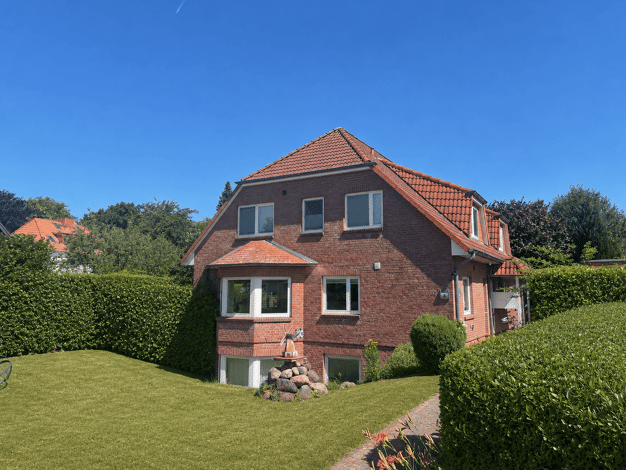 Mehrfamilienhaus zum Kauf 765.000 € 10 Zimmer 246,2 m² 996 m² Grundstück Dreangel 3 Altheikendorf Heikendorf 24226