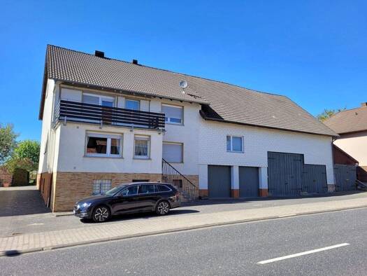 Einfamilienhaus zum Kauf 115.000 € 7 Zimmer 180 m² 1.029 m² Grundstück frei ab sofort Breitenbacher Straße 38 Lingelbach Alsfeld 36304