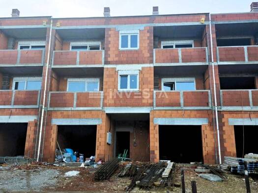 Wohnung zum Kauf 199.000 € 2 Zimmer 60 m² 2. Geschoss Sijana, Pula Monvidal - Monte Ghiro