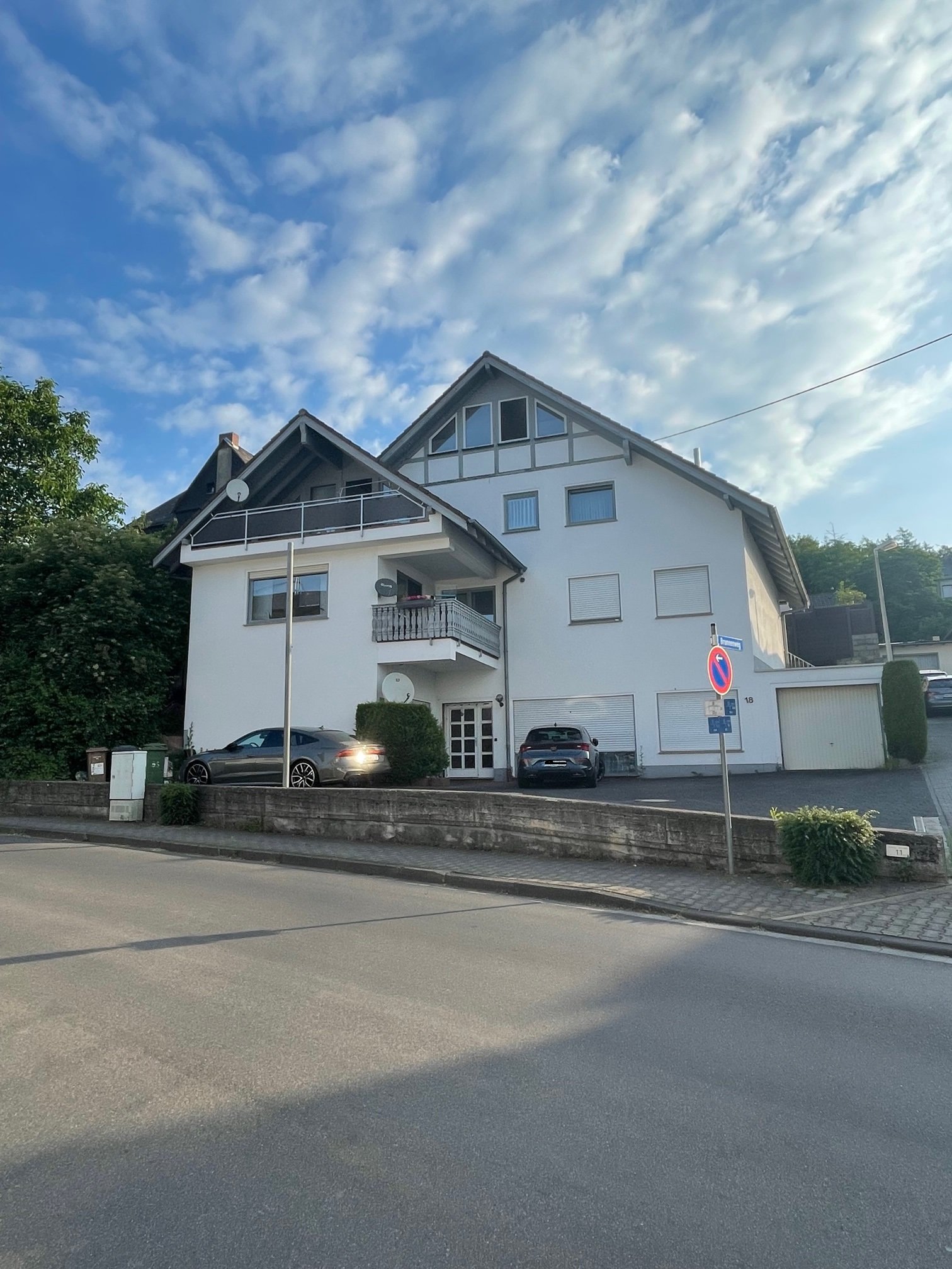 Mehrfamilienhaus zum Kauf 469.000 € 278 m²<br/>Wohnfläche 385 m²<br/>Grundstück Bahnhostr. 18 Hillscheid 56204