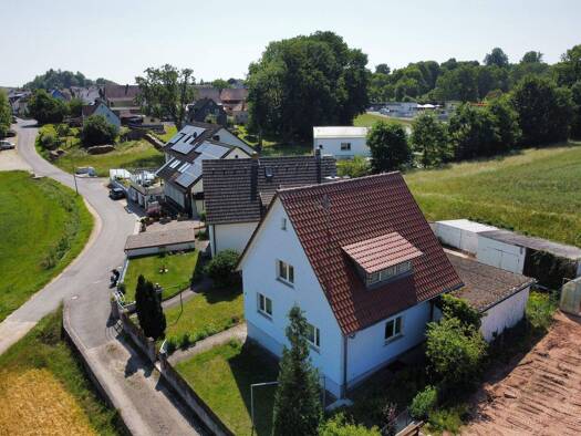 Einfamilienhaus zum Kauf 149.000 € 124 m² 1 m² Grundstück frei ab sofort Oberschwaig Sulzbach-Rosenberg 92237