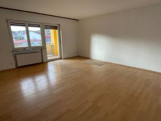 Wohnung zur Miete 890 € 3 Zimmer 100 m² frei ab sofort Hofmarkstraße 4 Steinsberg Regenstauf 93128