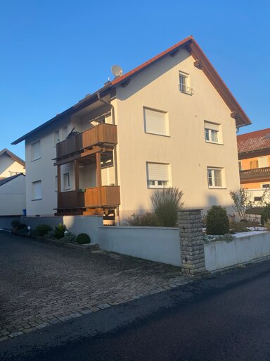 Mehrfamilienhaus zum Kauf provisionsfrei als Kapitalanlage geeignet 550.000 € 8 Zimmer 223 m² 611 m² Grundstück Knetzgau Knetzgau 97478