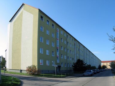 Wohnung zur Miete 382 € 3 Zimmer 63,6 m² 2. Geschoss Brandenburger Str. 5 Weida Riesa 01587