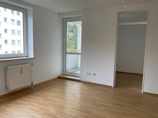 Wohnung zur Miete 1.200 € 1 Zimmer 43 m² Geschoss 1/3 frei ab sofort Milbertshofen-Am Hart München 80939