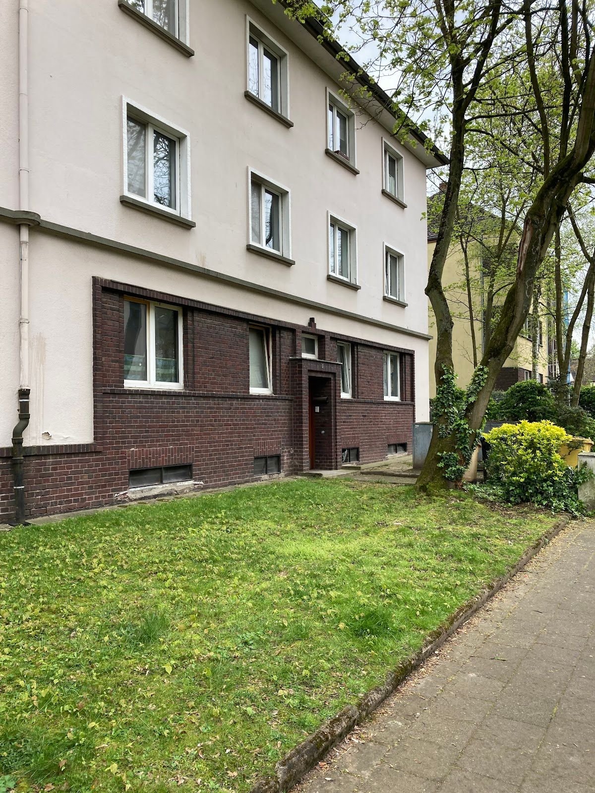 Wohnung zur Miete 592 € 2 Zimmer 59,2 m²<br/>Wohnfläche EG<br/>Geschoss 01.11.2024<br/>Verfügbarkeit Walther-Rathenau-Str. 8 Holthausen Düsseldorf 40589