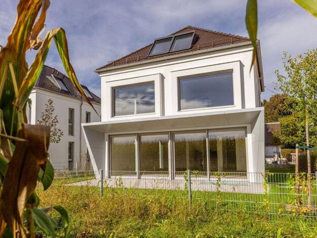 Einfamilienhaus zum Kauf - Erstbezug provisionsfrei 2.130.000 € 6 Zimmer 218 m² 420 m² Grundstück Gräfelfing 8166