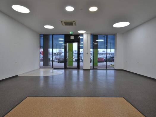 Ladenfläche zur Miete 12 € Am Spitz Neunkirchen 2620