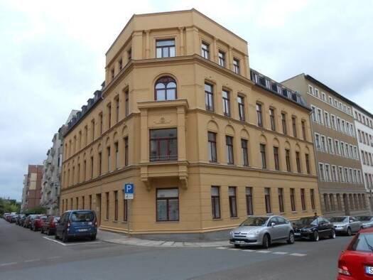 Wohnung zur Miete 575 € 3 Zimmer 75,6 m² EG Hirtenstraße 8 Innenstadt Halle (Saale) 06110