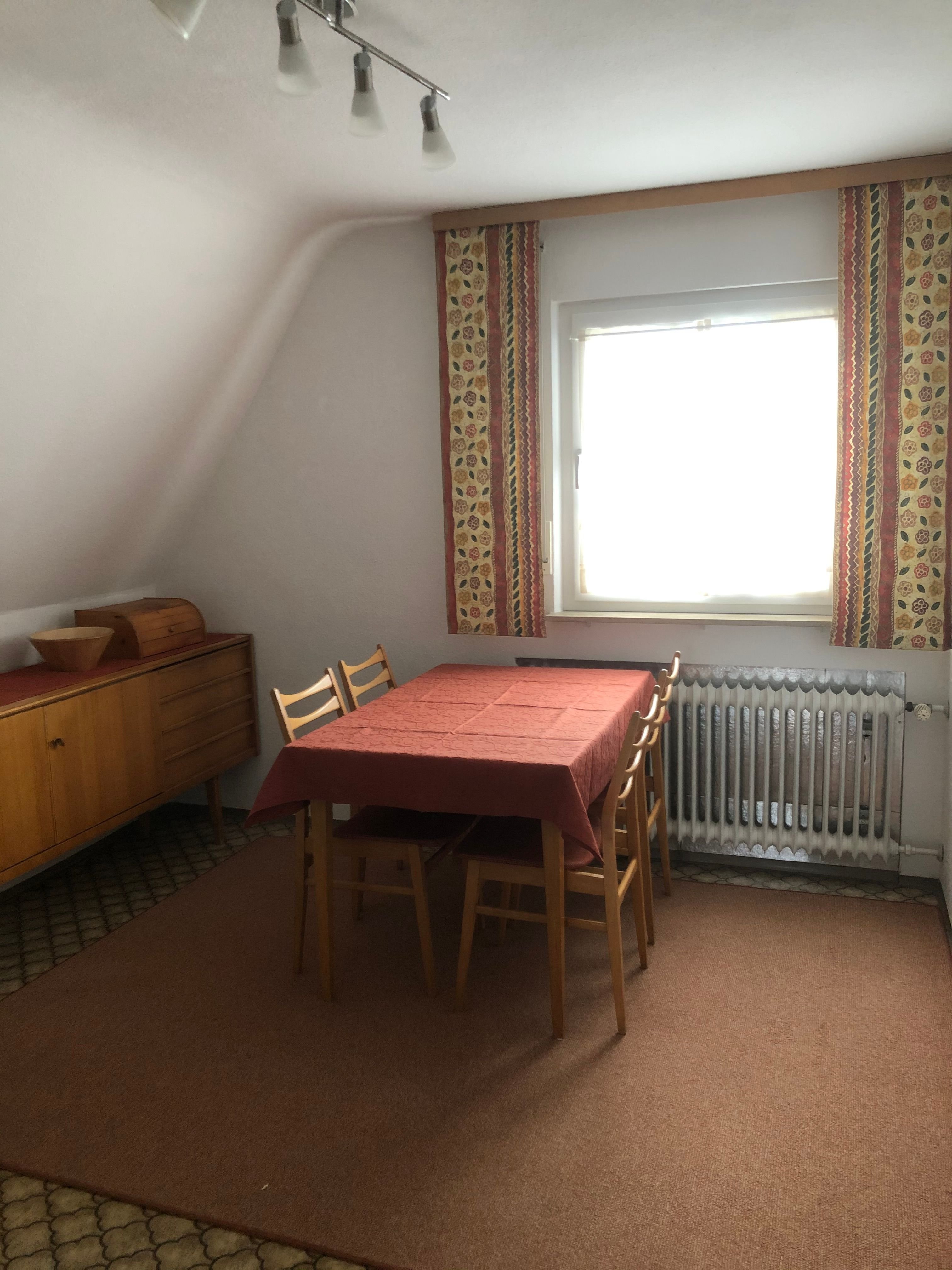 Wohnung zur Miete 380 € 1,5 Zimmer 29 m²<br/>Wohnfläche ab sofort<br/>Verfügbarkeit Fischbach Nürnberg 90475