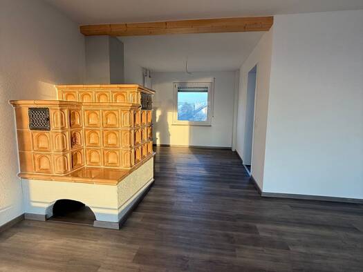 Wohnung zur Miete 1.290 € 4,5 Zimmer 104 m² Geschoss 1/3 frei ab sofort Münchhöf Eigeltingen 78253