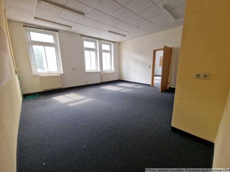 Bürogebäude zum Kauf als Kapitalanlage geeignet 495.000 € 1.290 m²<br/>Grundstück Auerbach Auerbach 08209