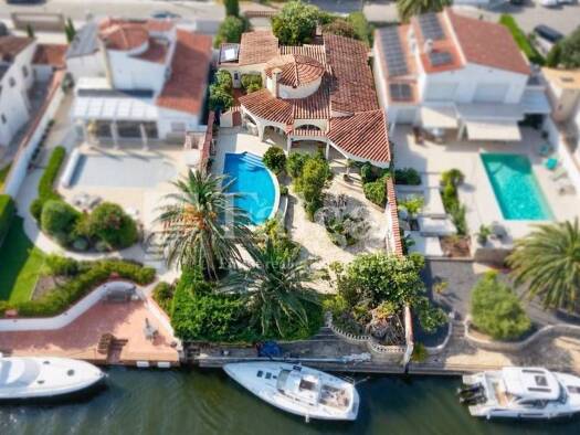 Villa zum Kauf 1.060.000 € 3 Zimmer 180 m² 746 m² Grundstück Castelló d'Empúries 17487