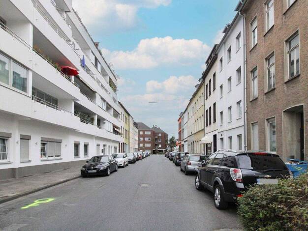 Wohnung zur Miete 3,5 Zimmer 96 m² 5. Geschoss frei ab sofort Schwertstraße 67 Cracau Krefeld 47799