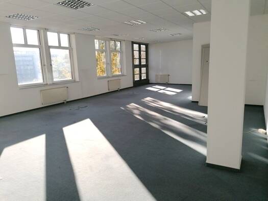 Büro zur Miete provisionsfrei 1.300 € 3 Zimmer 202 m² Bürofläche Zentrum Chemnitz 09111
