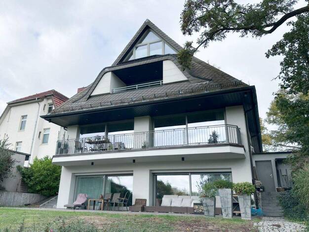 Villa zum Kauf 2.300.000 € 10 Zimmer 425,1 m² 1.198 m² Grundstück frei ab 01.07.2026 Hermsdorf Berlin 13467