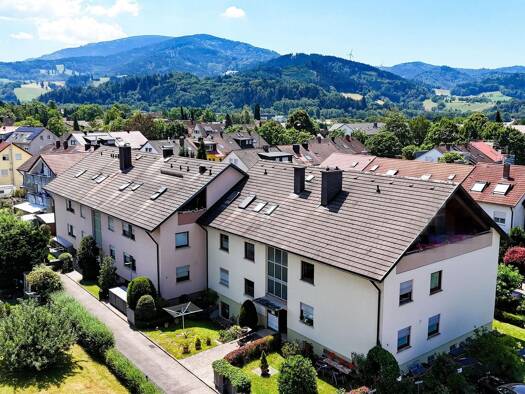 Wohnung zum Kauf 299.000 € 3 Zimmer 90,4 m² Kirchzarten Kirchzarten 79199