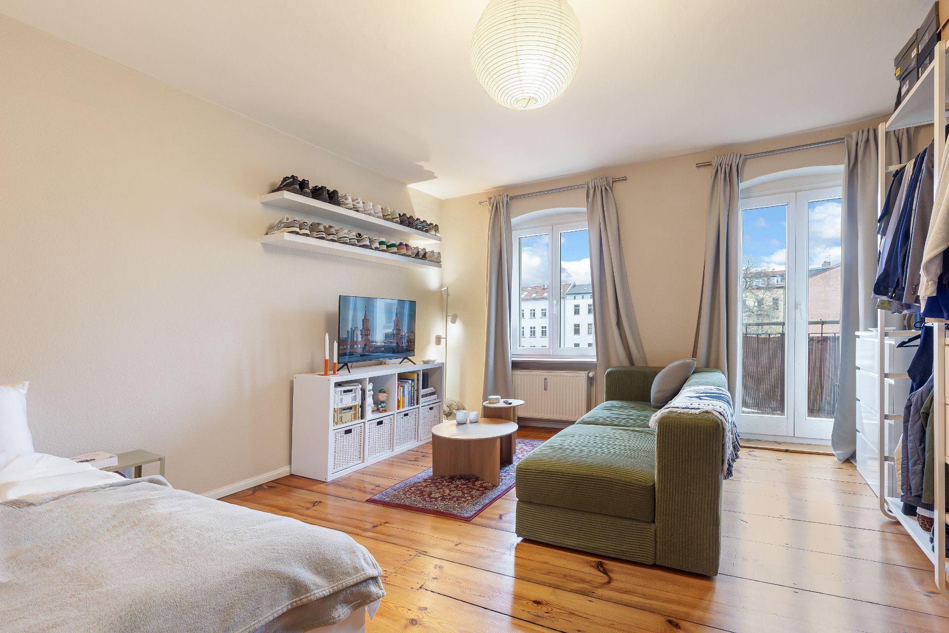 Wohnung zum Kauf 350.000 € 1 Zimmer 45 m²<br/>Wohnfläche Mitte Berlin 10115