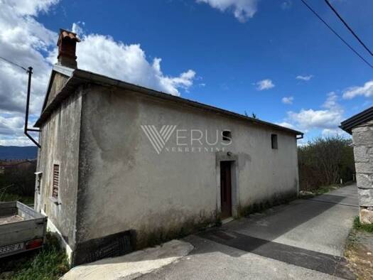 Einfamilienhaus zum Kauf 185.000 € 4 Zimmer 240 m² Mladenići, Viškovo Viškovo 51216
