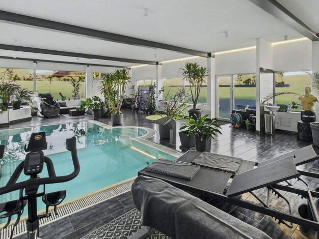 Sonstiges zum Kauf als Kapitalanlage geeignet 1.149.000 € 5 Zimmer 290 m² 520,2 m² Grundstück Schöneiche bei Berlin 15566