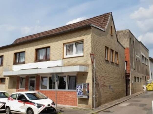 Wohn- und Geschäftshaus zum Kauf als Kapitalanlage geeignet 190.000 € 8,5 Zimmer 597 m² 451 m² Grundstück Itzehoe 25524