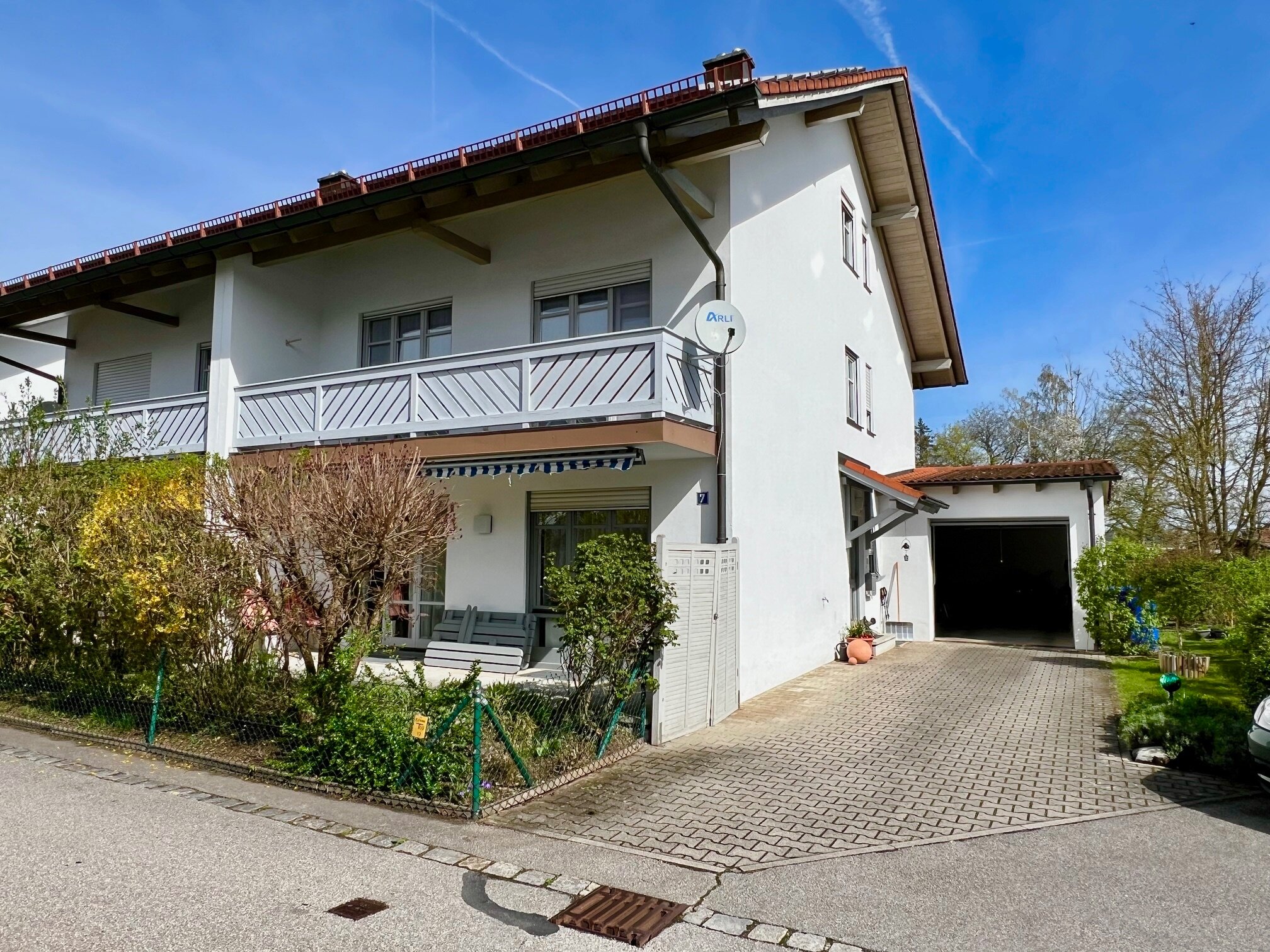 Doppelhaushälfte zur Miete 1.550 € 5 Zimmer 120 m²<br/>Wohnfläche Fröschlbauerweg Burghausen Burghausen 84489